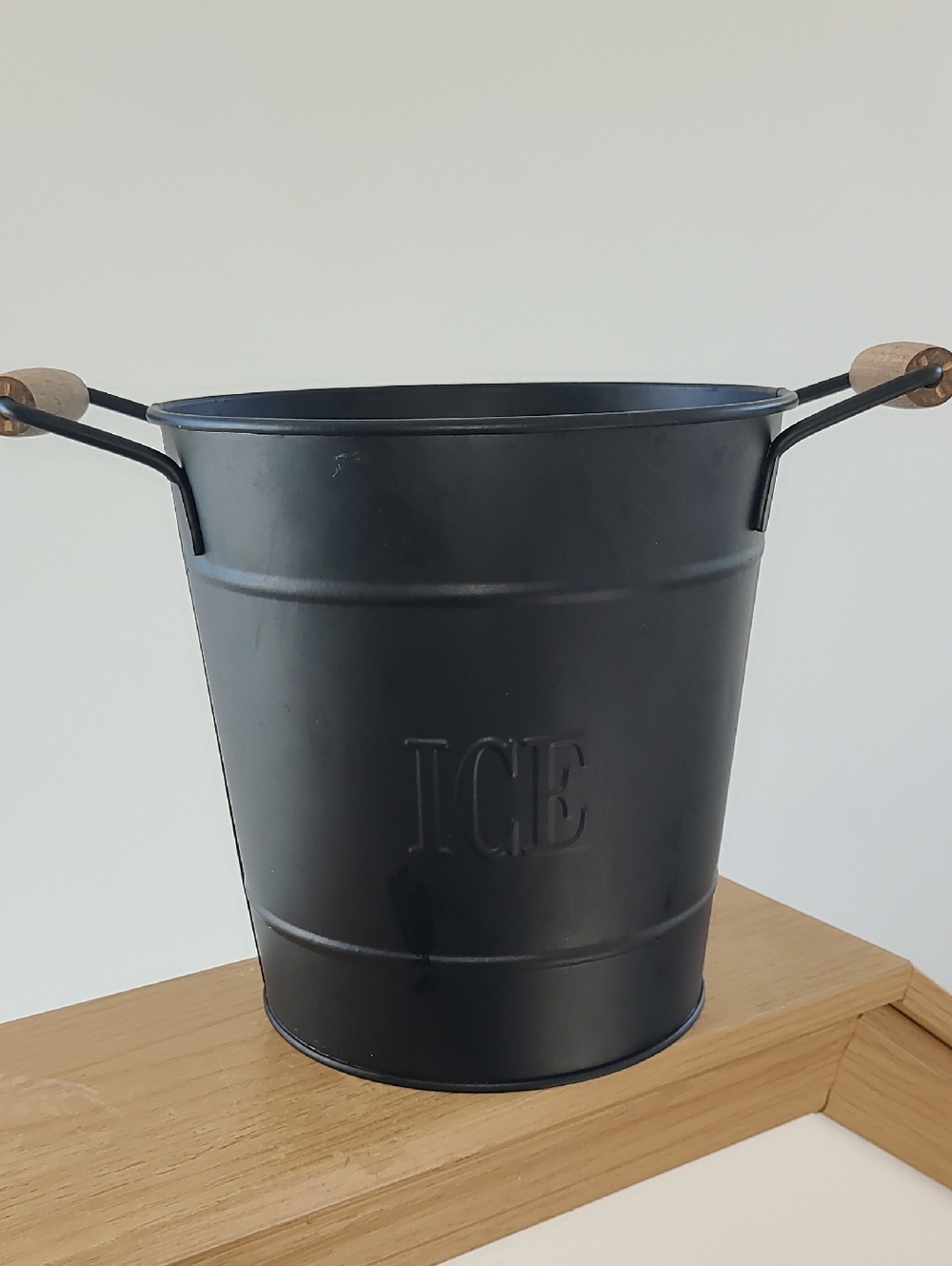 Black Metal Ice Bucket with Wooden Handle Accents Farmhouse